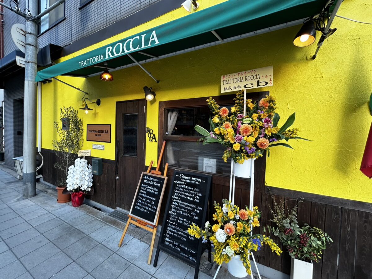 大阪市飲食店　外壁塗装工事　完了しました！